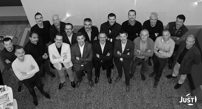 blog-Mutuelle-Just-sante_photo_groupe_movember blog-Mutuelle-Just-sante_photo_groupe_movember