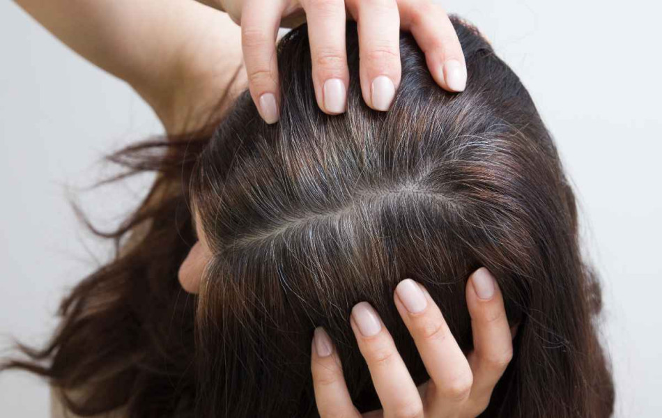 blog-Mutuelle-Just-santé_cheveux_blancs_femme